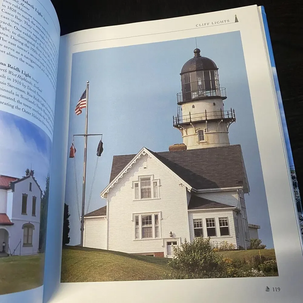 Ultimate Book of Lighthouses by Michael J. Rhein and Samuel Willard Crompton